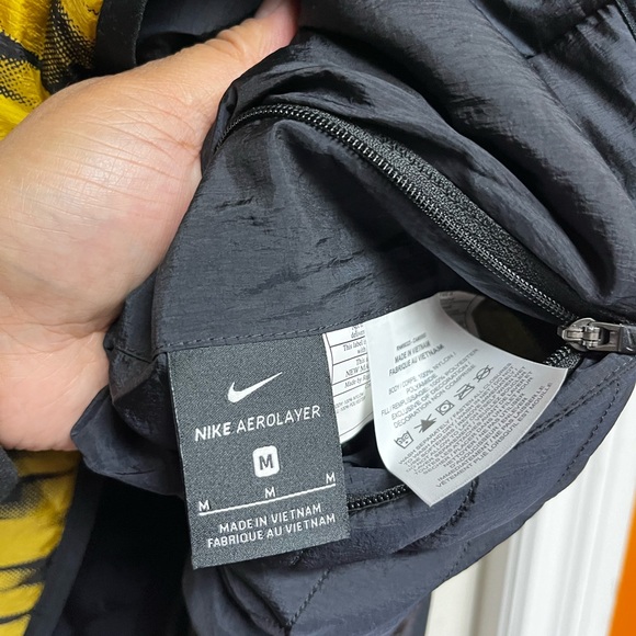 Nike Women’s Reversible Vest - Picture 2 of 7